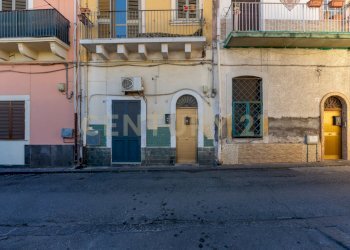 Via_Stagno_67_ct_(2)[1].jpg - Porzione di casa Via Stagno 67, Catania - foto 3