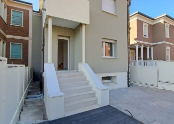 esterno - Porzione di casa Viale Trieste 52, Rovigo - foto 1