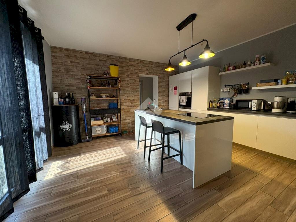 Semi-detached house Via Rosasco, Castelnovetto - photo 3