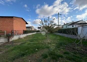 Semi-detached house Via Rosasco, Castelnovetto - photo 17