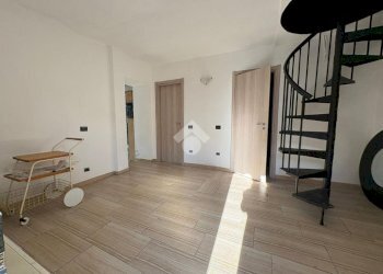 Semi-detached house Via Rosasco, Castelnovetto - photo 19