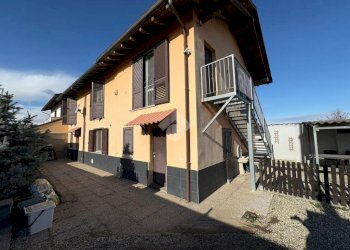 Semi-detached house Via Rosasco, Castelnovetto - photo 26