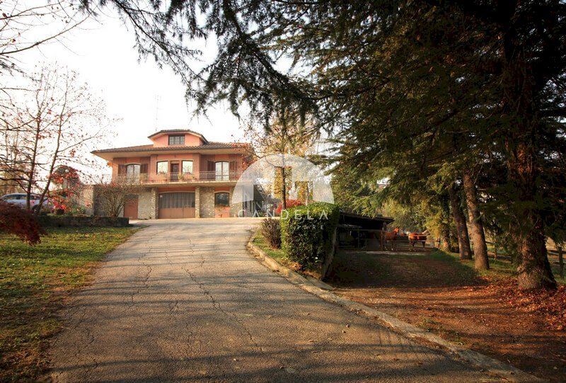 Villa Lesegno - foto 1