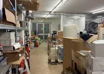 Shop Via Piana Gallo, 8, Grinzane Cavour - photo 11