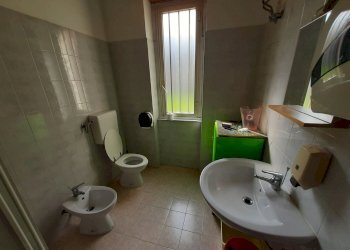 Shop Via San Pietro, Masone - photo 5