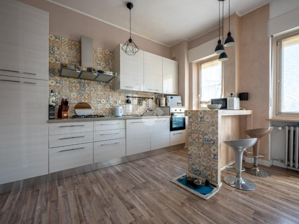 Three-room apartment Corso Giovenale Ancina, Saluzzo - photo 2