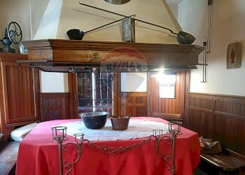 Sala da pranzo - Locale Commerciale Via Roma
 
22, Val di Zoldo - foto 16