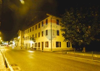 Edificio all\'aperto - Locale Commerciale Via Roma
 
22, Val di Zoldo - foto 20