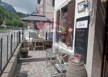 Terrazza - Locale Commerciale Via Roma
 
22, Val di Zoldo - foto 32