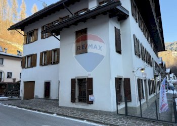 Casa all\'aperto - Locale Commerciale Via Roma
 
22, Val di Zoldo - foto 3