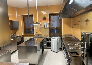 Cucina - Locale Commerciale Via Roma
 
22, Val di Zoldo - foto 12