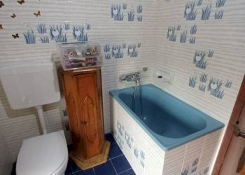 Bagno - Villa a Schiera via Canzio Zoldi, Novi di Modena - foto 9
