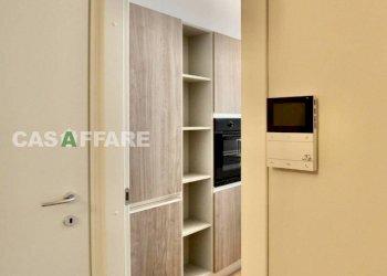 Disimpegno - Trilocale viale Vittorio Emanuele II, Bergamo - foto 4