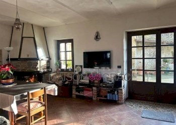 Salone - Rustico via Roma, 48, Trezzo Tinella - foto 2