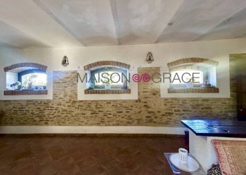 Salone - Rustic via Roma, 48, Trezzo Tinella - photo 12