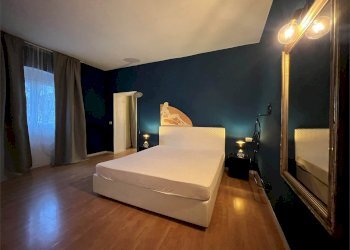 Trilocale Verona (zona Centro Storico) - foto 8