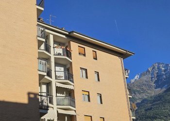 Quadrilocale via Lys, Aosta - foto 1