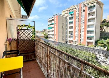 Trilocale Ge-Sestri Via Arrivabene 16, Genova (zona Sestri Ponente) - foto 1