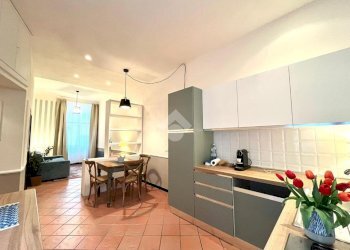Three-room apartment Via S. Vincenzo, Genova - photo 1