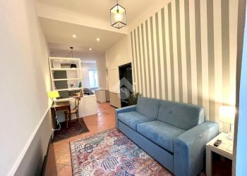 Three-room apartment Via S. Vincenzo, Genova - photo 2
