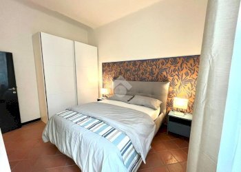 Three-room apartment Via S. Vincenzo, Genova - photo 11