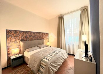 Three-room apartment Via S. Vincenzo, Genova - photo 12