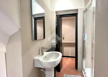 Three-room apartment Via S. Vincenzo, Genova - photo 21