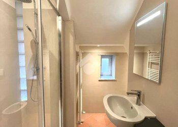 Three-room apartment Via S. Vincenzo, Genova - photo 22
