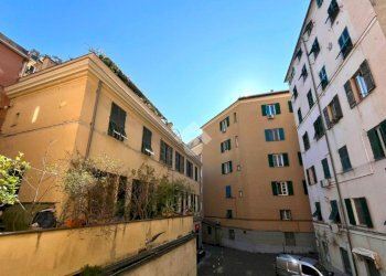 Three-room apartment Via S. Vincenzo, Genova - photo 26
