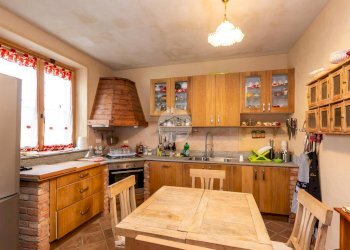Villa Via Santa Croce, Montemagno - photo 25