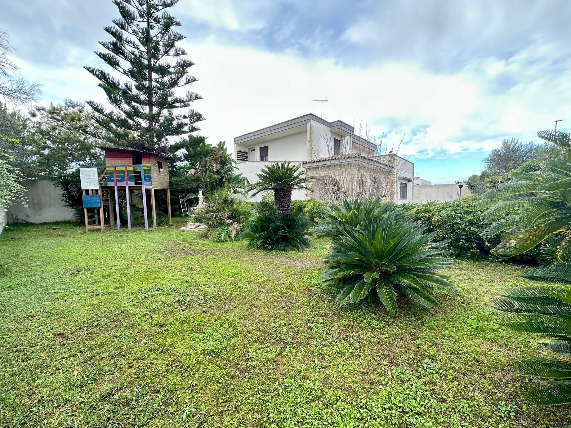 Foto 1 - Villa via rosmarino
 
10, Lecce - photo 1