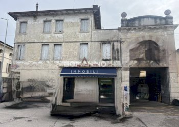 Foto 3 - Stabile - Palazzo Via Madonna
 
36, Conegliano - foto 3