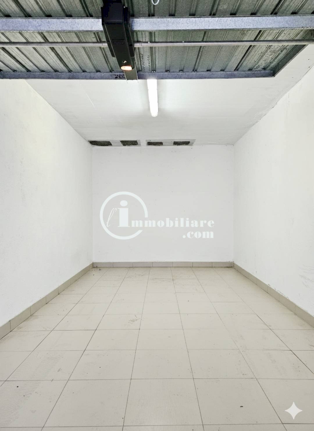 Foto 2 - Box Via Di Vigna Rigacci
 
11, Roma - photo 2