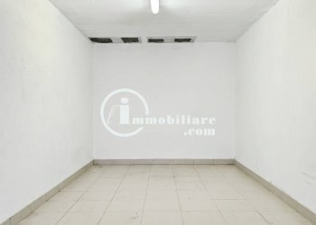 Foto 2 - Box Via Di Vigna Rigacci
 
11, Roma - photo 2