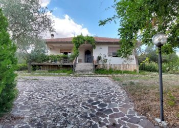 Foto 2 - Casa indipendente contrada parzano, Ariano Irpino - foto 2