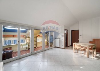 Sala da pranzo - Bilocale Via Umberto I
 
94, Seregno - foto 12