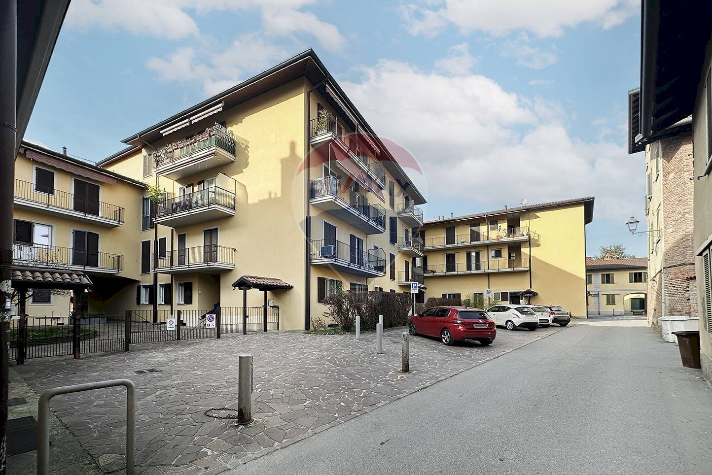 Edificio all\'aperto - Three-room apartment Via Isonzo
 
2, Vimercate - photo 2