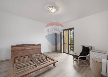 Camera / camera da letto - Three-room apartment Via Isonzo
 
2, Vimercate - photo 29