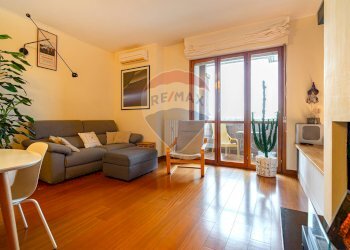 Soggiorno - Attico Via Togliatti
 
38, Rho - foto 4