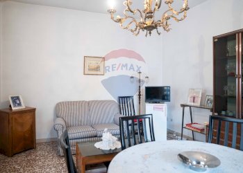 Sala da pranzo - Appartamento via IV novembre
 
18, Rho - foto 7