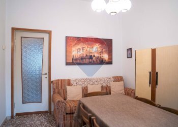 Sala da pranzo - Appartamento via IV novembre
 
18, Rho - foto 9