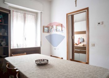 Sala da pranzo - Appartamento via IV novembre
 
18, Rho - foto 24