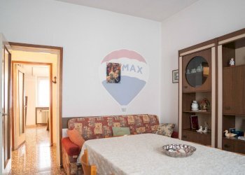 Sala da pranzo - Appartamento via IV novembre
 
18, Rho - foto 25