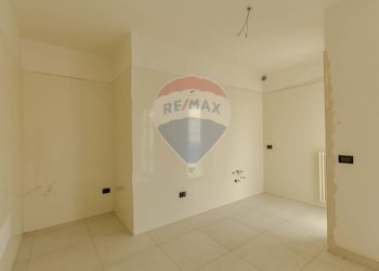 Stanza vuota - Attico Via Trani
 
92, Andria - foto 3