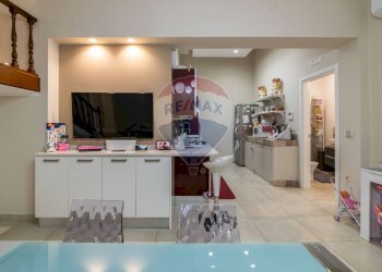 Soggiorno - Casa semi indipendente Via Vittorio Emanuele secondo
153, Acireale - foto 7