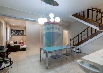 Sala da pranzo - Casa semi indipendente Via Vittorio Emanuele secondo
153, Acireale - foto 11