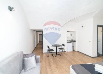 Sala da pranzo - Quadrilocale VIA DEI GESUITI
 
56, Catania - foto 10