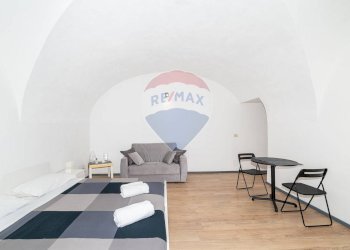 Sala da pranzo - Quadrilocale VIA DEI GESUITI
 
56, Catania - foto 14