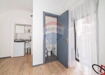 Hall / corridoio - Quadrilocale VIA DEI GESUITI
 
56, Catania - foto 17