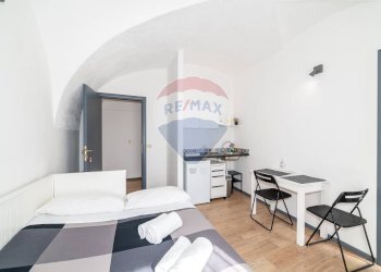 Sala da pranzo - Quadrilocale VIA DEI GESUITI
 
56, Catania - foto 29